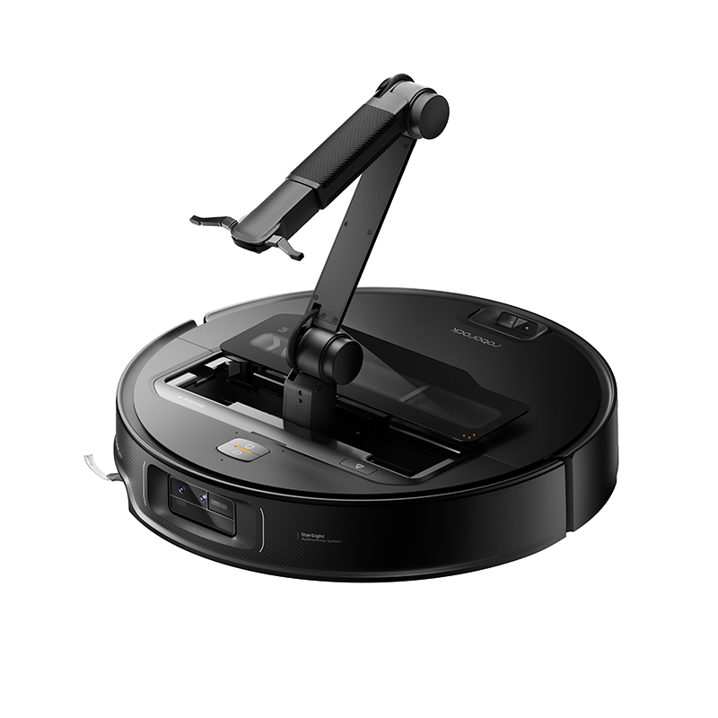 Roborock Saros Z70 with OmniGrip™ Mechanical Arm