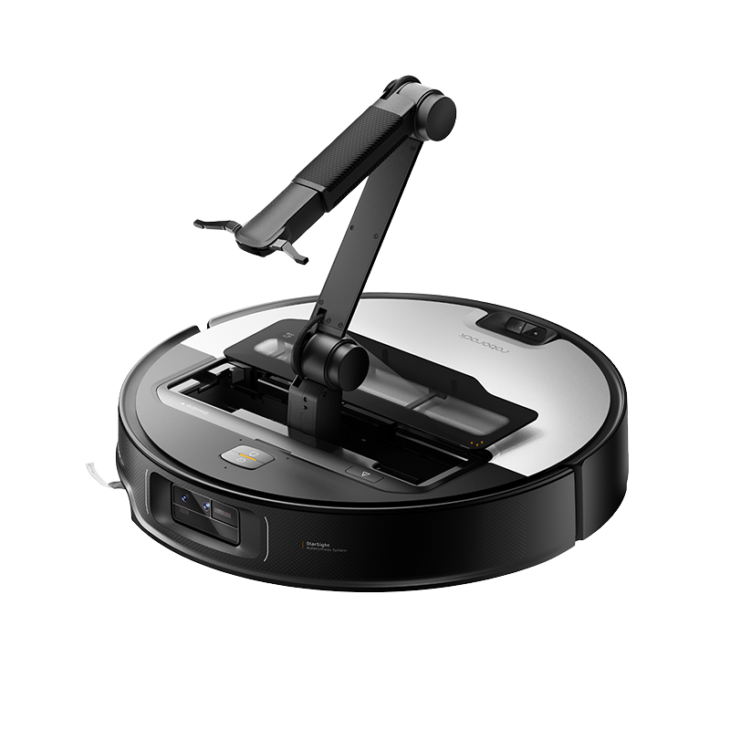 Roborock Saros Z70 with OmniGrip™ Mechanical Arm